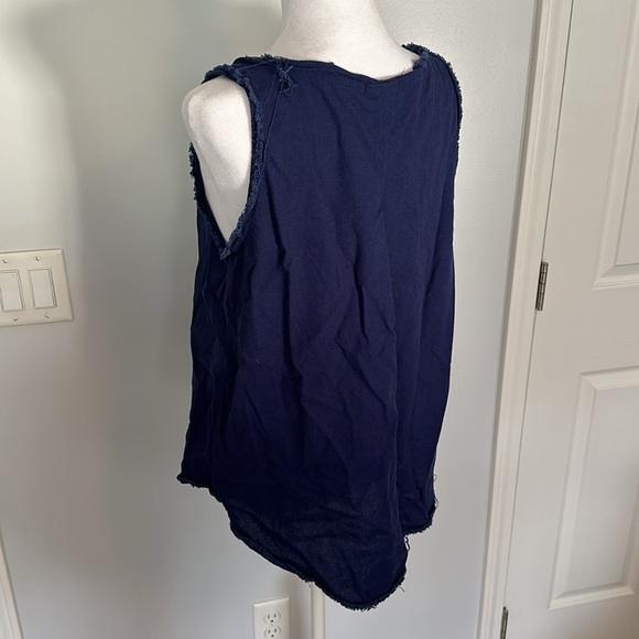 Navy blue linen tank top - Picture 2 of 3